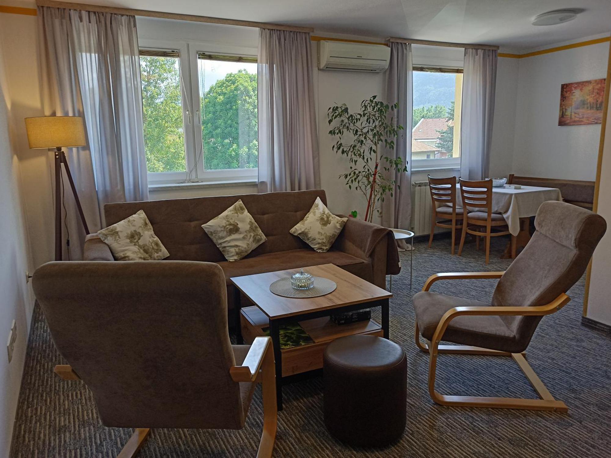 Lux Ilidza * Sarajevo